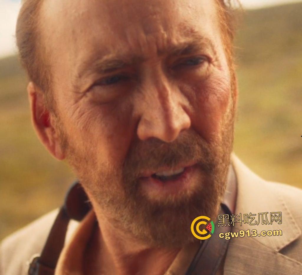 2025惊悚大片【冲浪惊魂】，澳洲海滩凯奇父子遭冲浪黑帮羞辱，凯奇怒火焚天，誓要沙滩所有权！-2