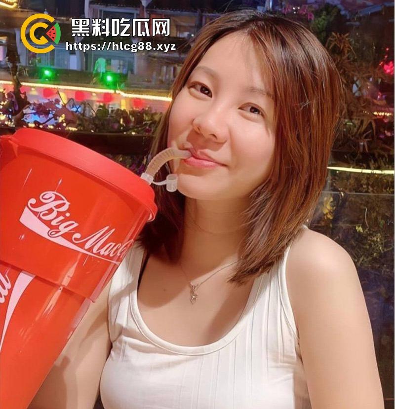 湖南巨乳骚妻 趁老公孩子不在家 和情人激情约炮 D罩杯大奶疯狂摇晃 全程高潮不断!-1