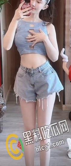 抖音新疆网红甜心宝贝 175美乳大长腿 扛着美腿操应该很带劲 榜一大哥私有福利流出 兄弟们速看！-5