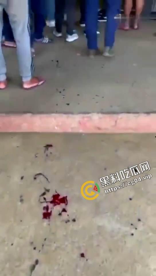 现场画面 !菲律宾学校爆炸事件救援现场 血肉横飞 遍地鲜血-5