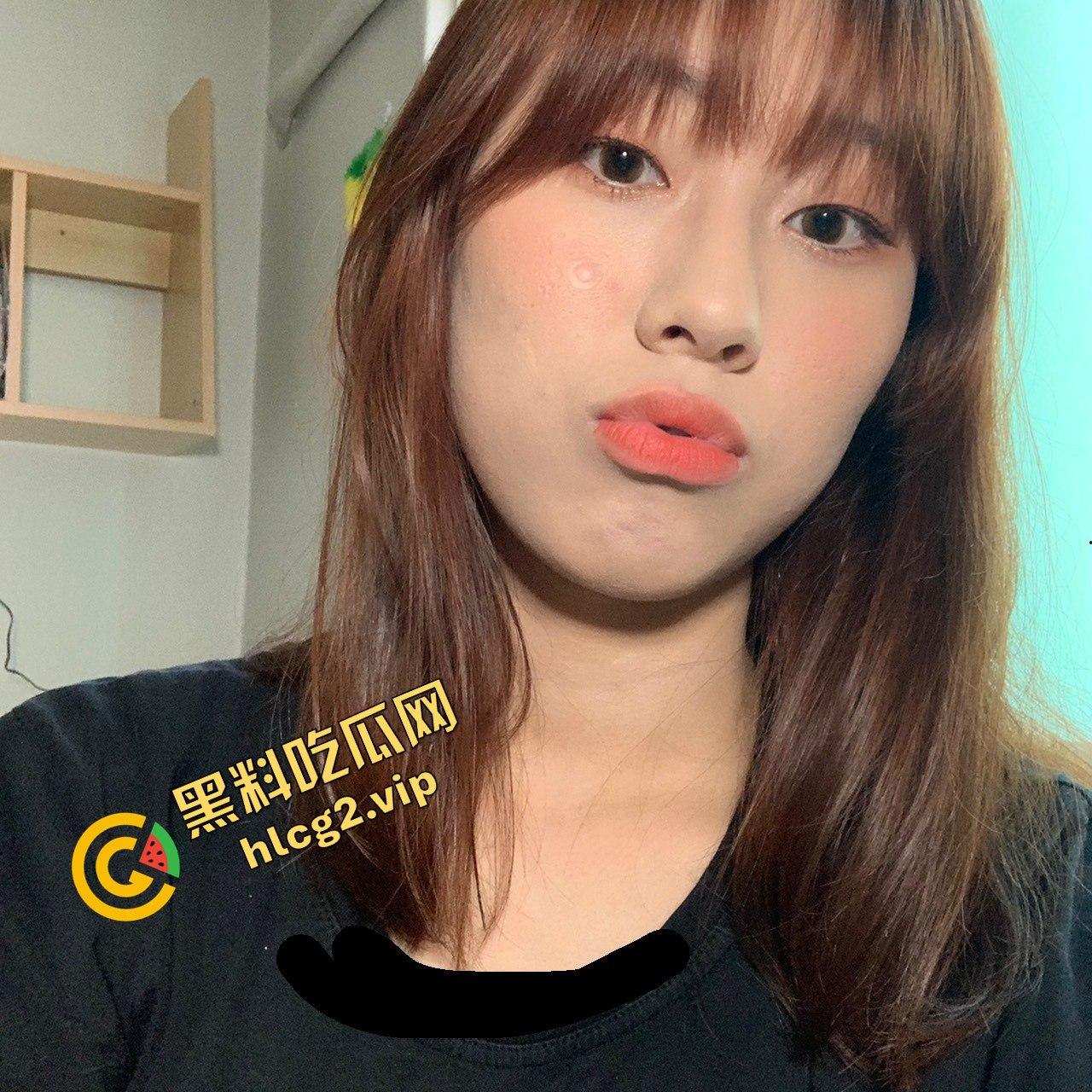 韩国妹纸网络调教曝光!主人命令她在厕所脱光做深蹲,现场自慰供其观看!-2