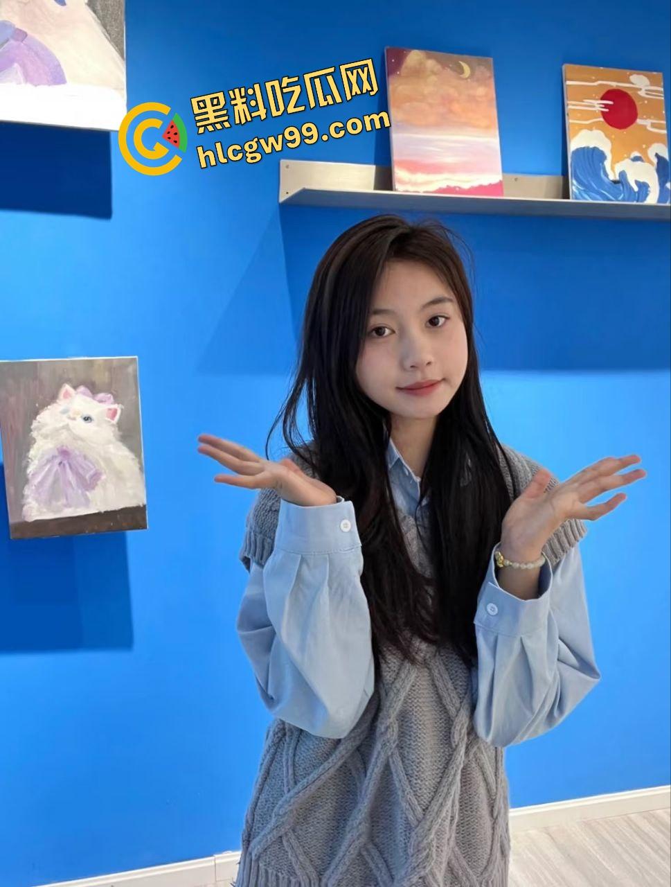 广东中山反差骚鸡肉便器【任美雅】酒店与男友爆操性爱，女上细致摩擦填满黑洞！独家曝光流出！-1