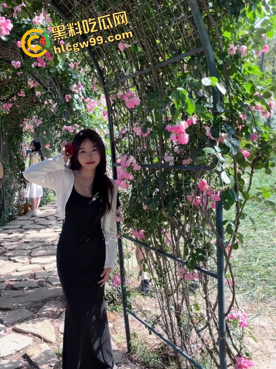 广东中山反差骚鸡肉便器【任美雅】酒店与男友爆操性爱，女上细致摩擦填满黑洞！独家曝光流出！-3