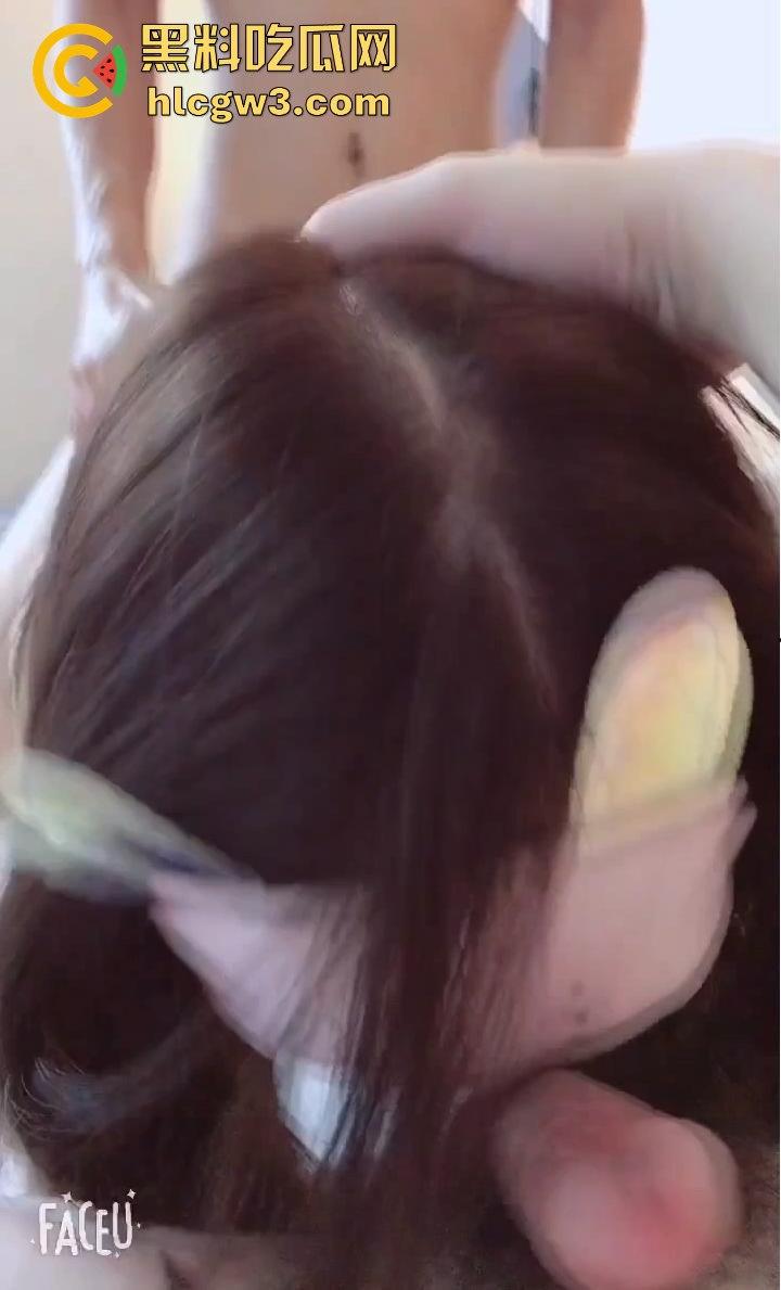 河北骚浪淫妻【王晓琳】大白天户外浪叫!裙底全裸露出,道具玩到高潮喷汁淫水四溢!独家爆料!-13