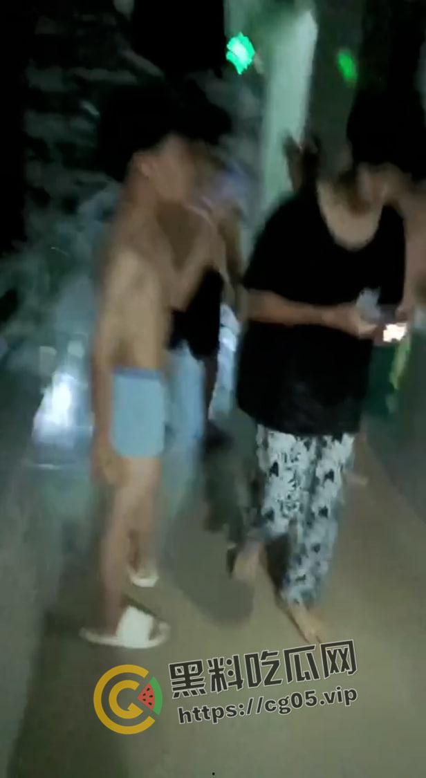 柳州一职官塘校区闹鬼事件！网传学校女生被鬼上身 和鬼玩游戏撞得浑身血 宿舍恰巧之前死过人-5