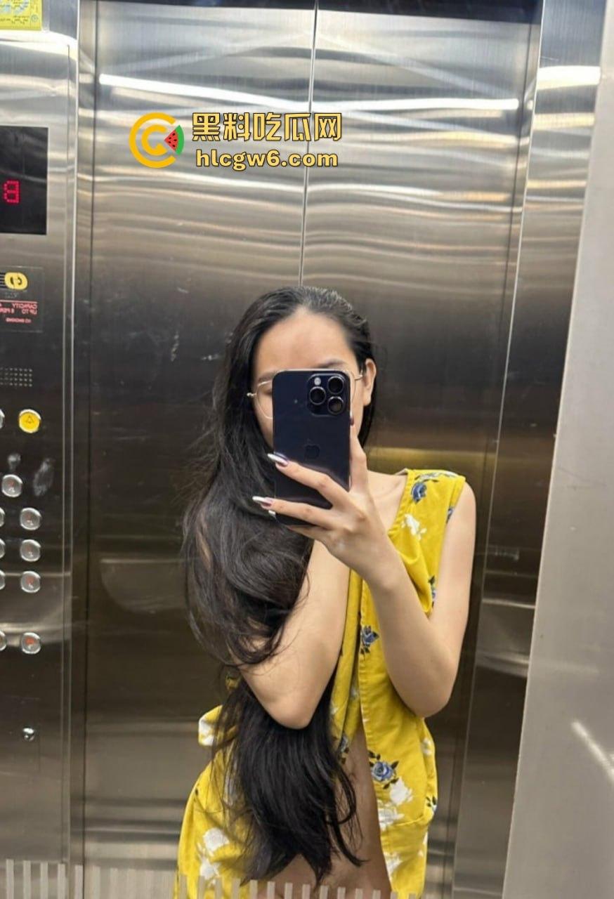 香港知性人妻孙雪梅铁笼囚禁羞辱，手铐肛塞双洞虐插，炮机深喉抽送，良家母狗彻底沦陷！-16