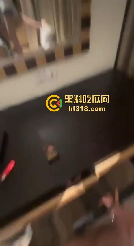 摄影好呀！我最喜欢摄影了，拍完私房照跟，模特来个下半场，无套后入小骚逼，现在学摄影还来得及吗？-9