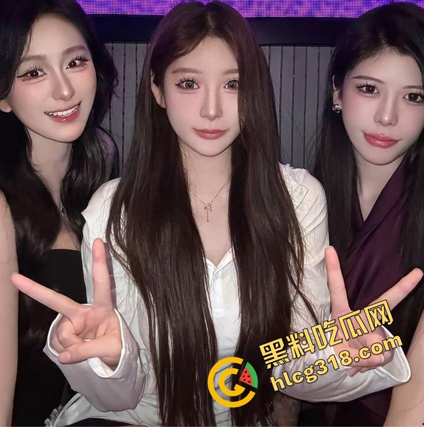 抖音网红『墨心纹画』天津纹身哥往牛子里嵌十几颗珠子，活体狼牙棒爆操婊子爽到嗷嗷叫全程曝光！-3