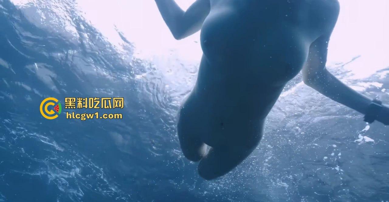 山东青岛妹子水底裸泳视频流出!清纯美人身姿曼妙,水中婀娜,看得人身心愉悦!-6