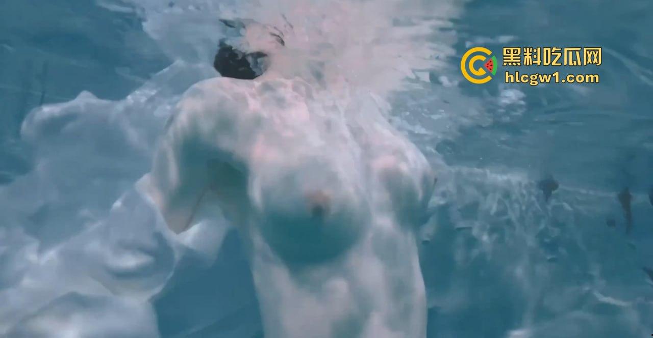 山东青岛妹子水底裸泳视频流出!清纯美人身姿曼妙,水中婀娜,看得人身心愉悦!-11