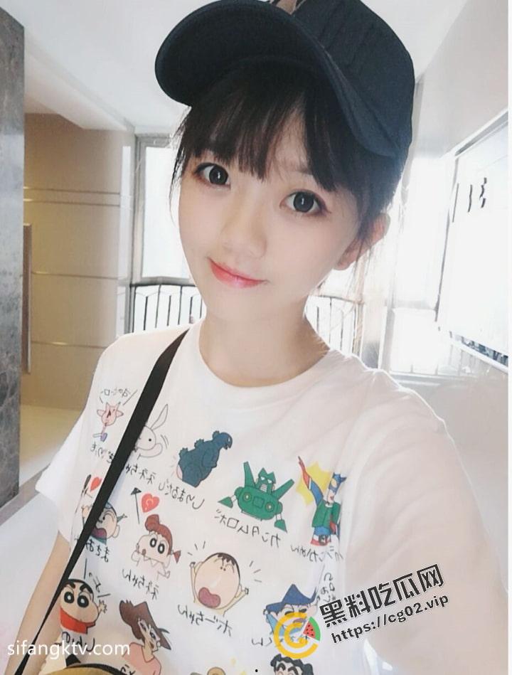 极品反差婊【李欣】被男友调教，做爱中语音套路追求者，模拟做爱过程，咦人还怪好的，让舔狗也有参与感-10