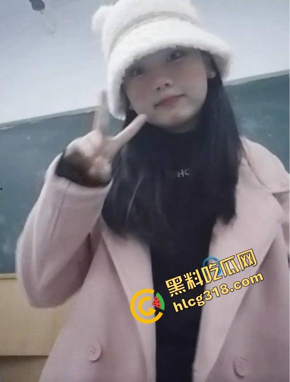 楼梯间爆操内射太刺激,可爱学生妹反差野战,00后就爱玩这味,校服一脱小穴直接灌满-1