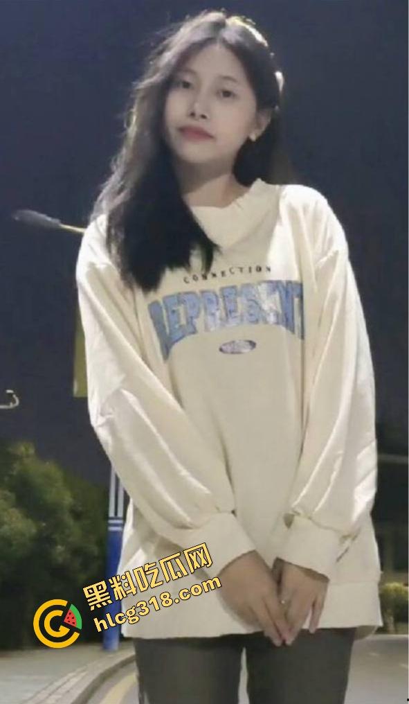 楼梯间爆操内射太刺激,可爱学生妹反差野战,00后就爱玩这味,校服一脱小穴直接灌满-4