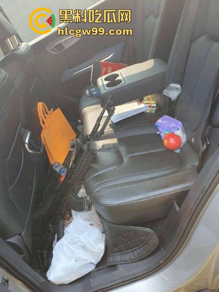 海外大事件！手枪威胁不管用，后面紧急调AK兄弟出来镇场面？柬埔寨还真乱，亡命之徒也真不怕死。-3