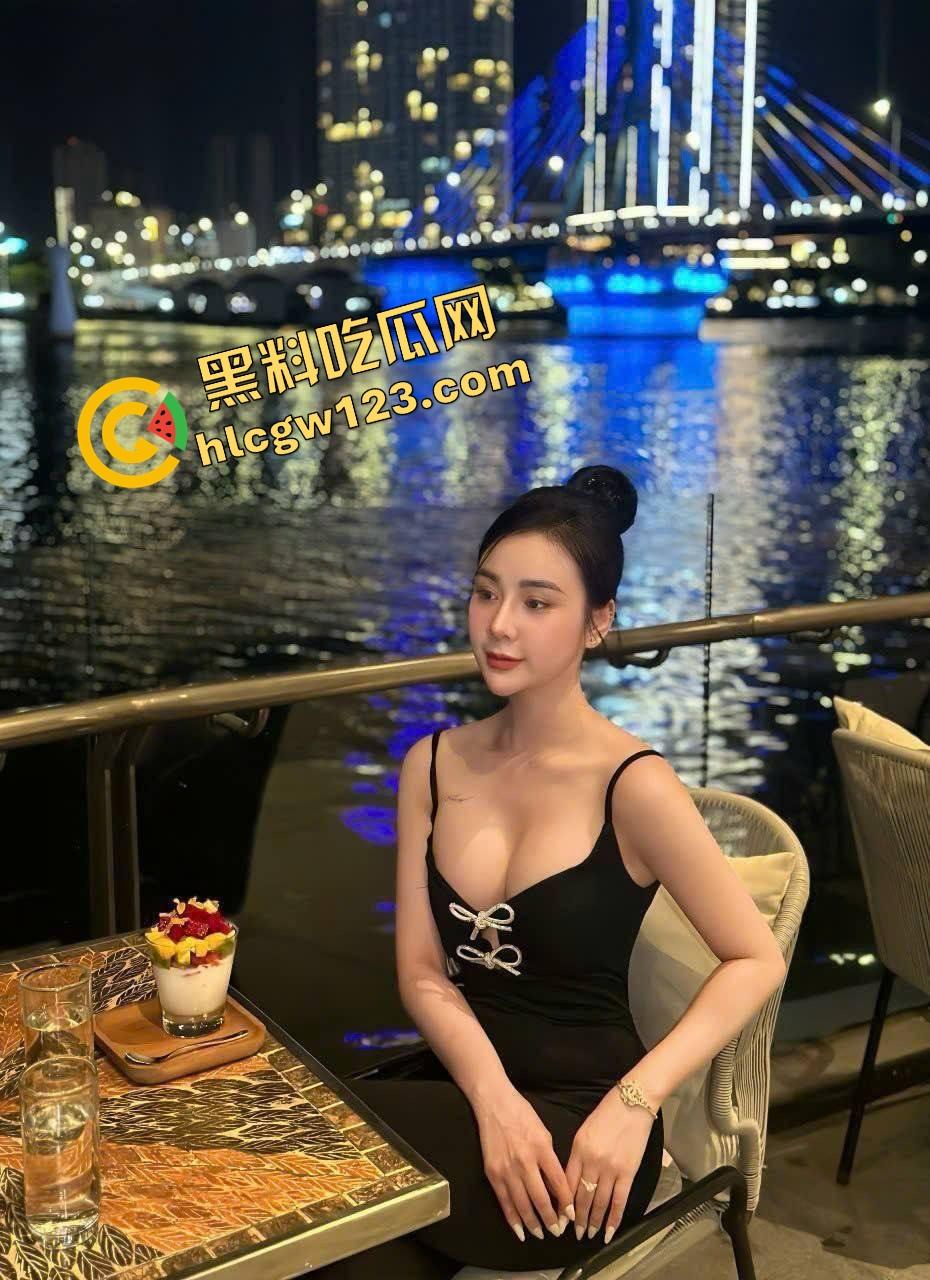 奶子内存条，上海【夏梦婷】的金主日常处理器只跑一个关键词奶子奶子奶子奶子奶子奶子奶子！-1