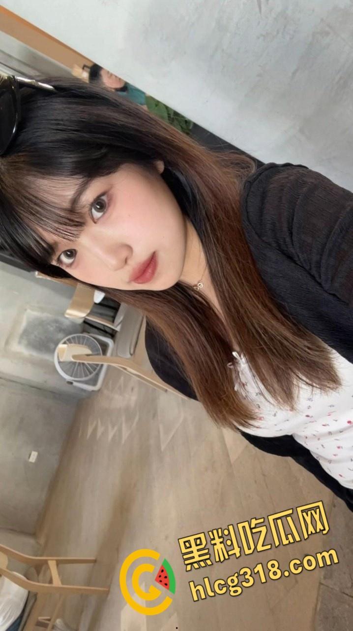 台北南华高中生【蔡子瑜】，清纯甜美脸蛋，毕业出来同居做爱，被男友调教的真会榨精 !-2