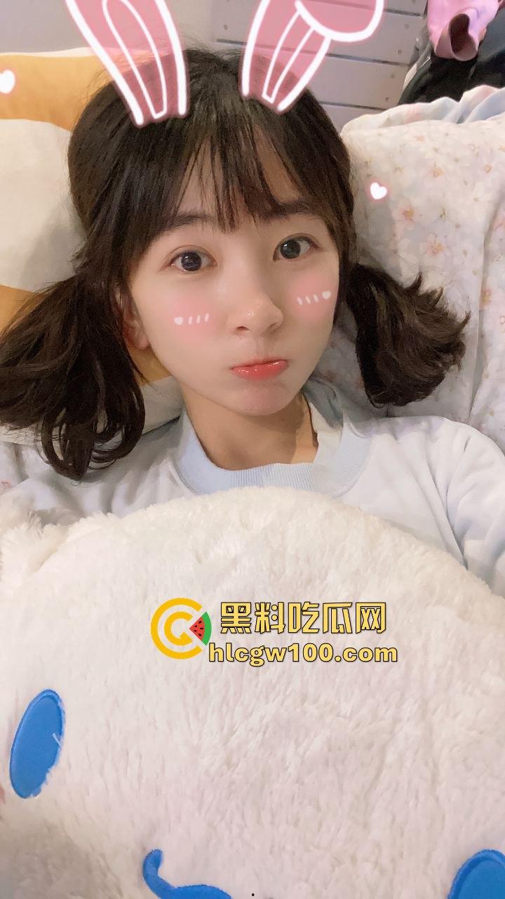 四川戏剧学院摄影3班班花【吴蕾蕾】青春女神却是销魂淫娃，视频内容极具勾人魂魄。-8