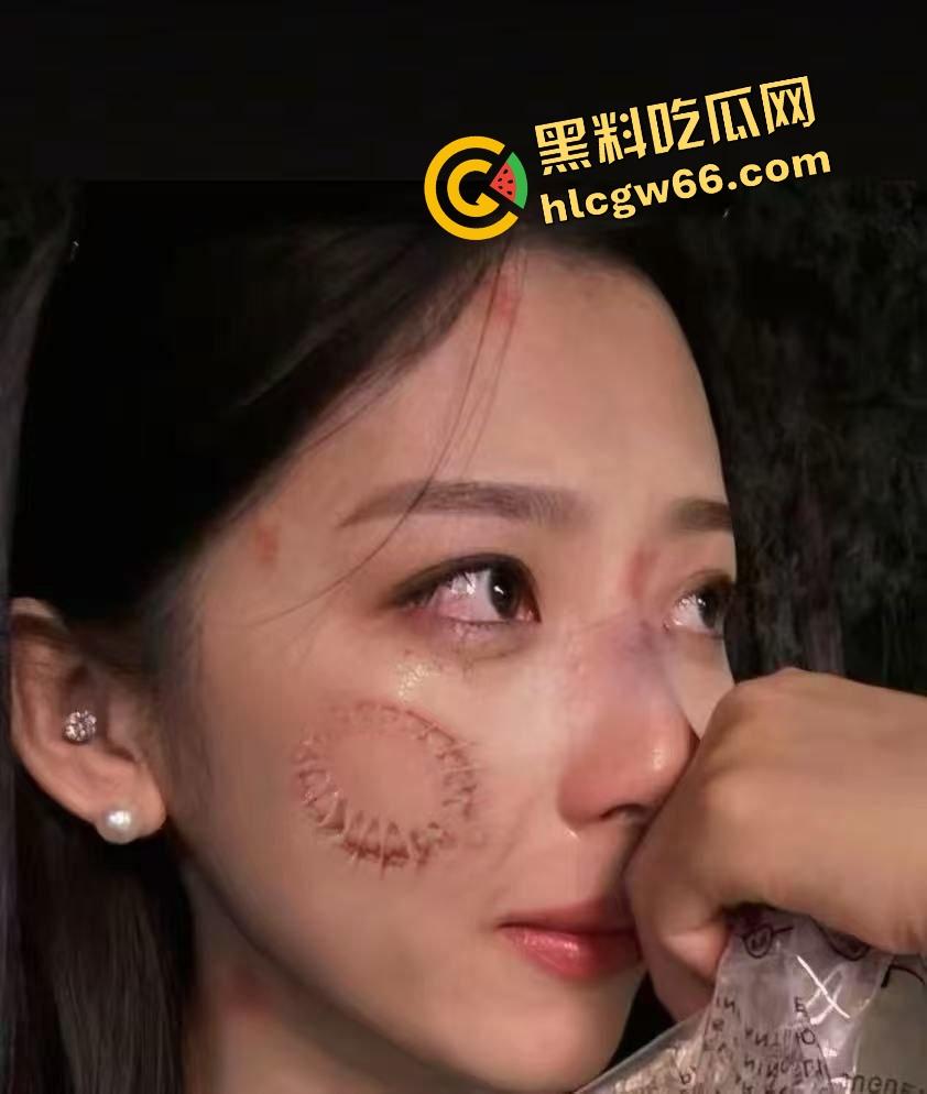 深圳航空变空中肉搏战，两女乘客因太臭香水熏人互殴，连空姐都遭殃被咬出血，航班延误两小时只因一场鼻子矛盾！-12