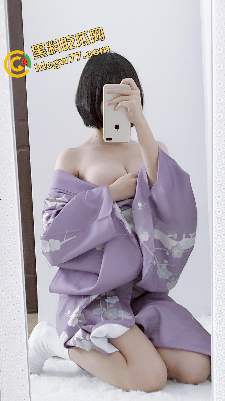 上海杨浦区美甲店女老板『南冯玥』穿日式和服拍骚照，白虎小骚逼真是极品中的极品，这老板娘谁不想操？-6