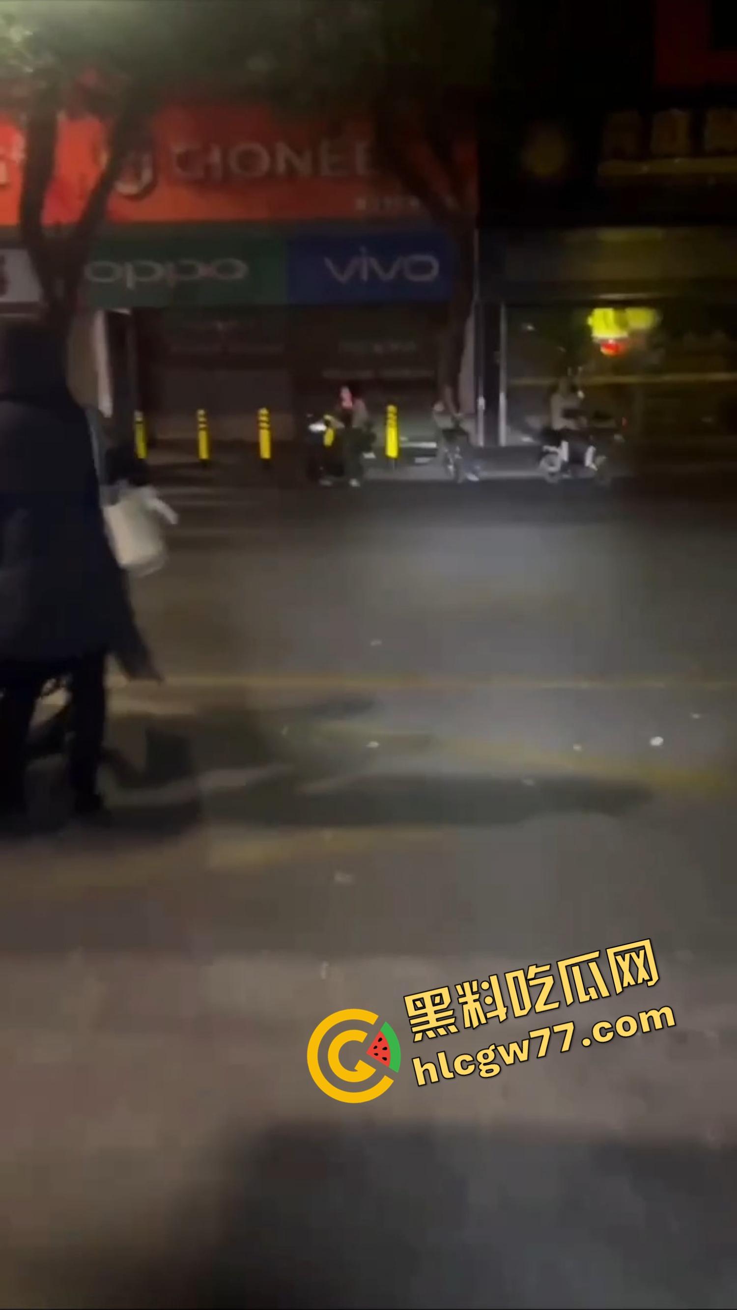 眉山最硬核电驴站街女出没 160米10分钟同意直接骑车带走 没情调没服务但你一定忘不了！-2