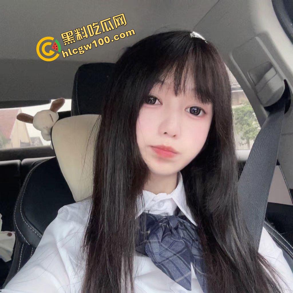 广西北海清纯机车女孩【袁晴】机车女反差骚贱的一面,约炮酒吧小帅后入猛插,抱起来爆操!独家流出!-3