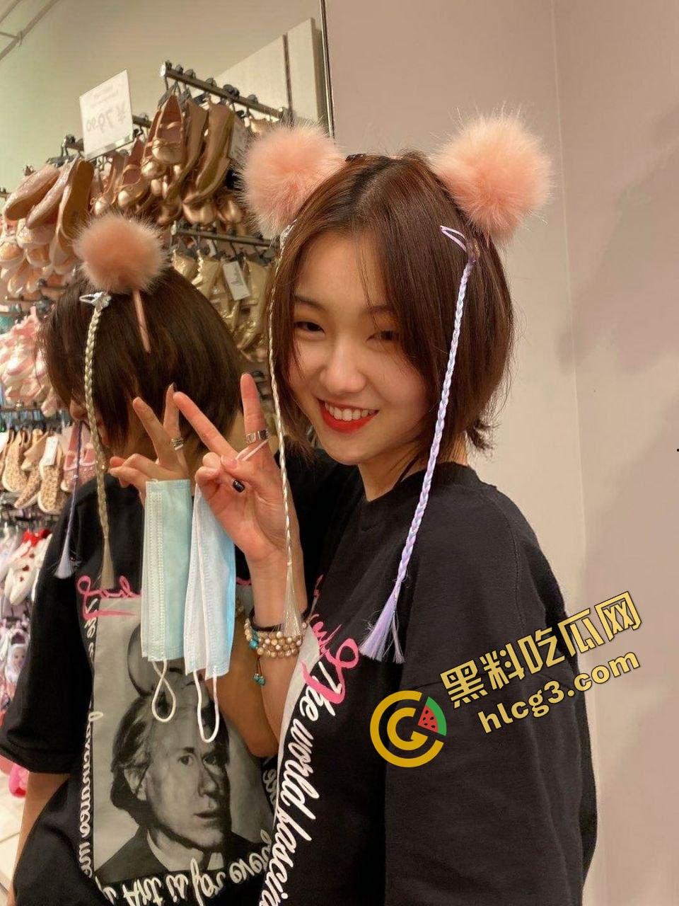 瓜友投稿:西南航空职业技术学院反差婊【师海娇】私拍抠逼自慰视频流出-1