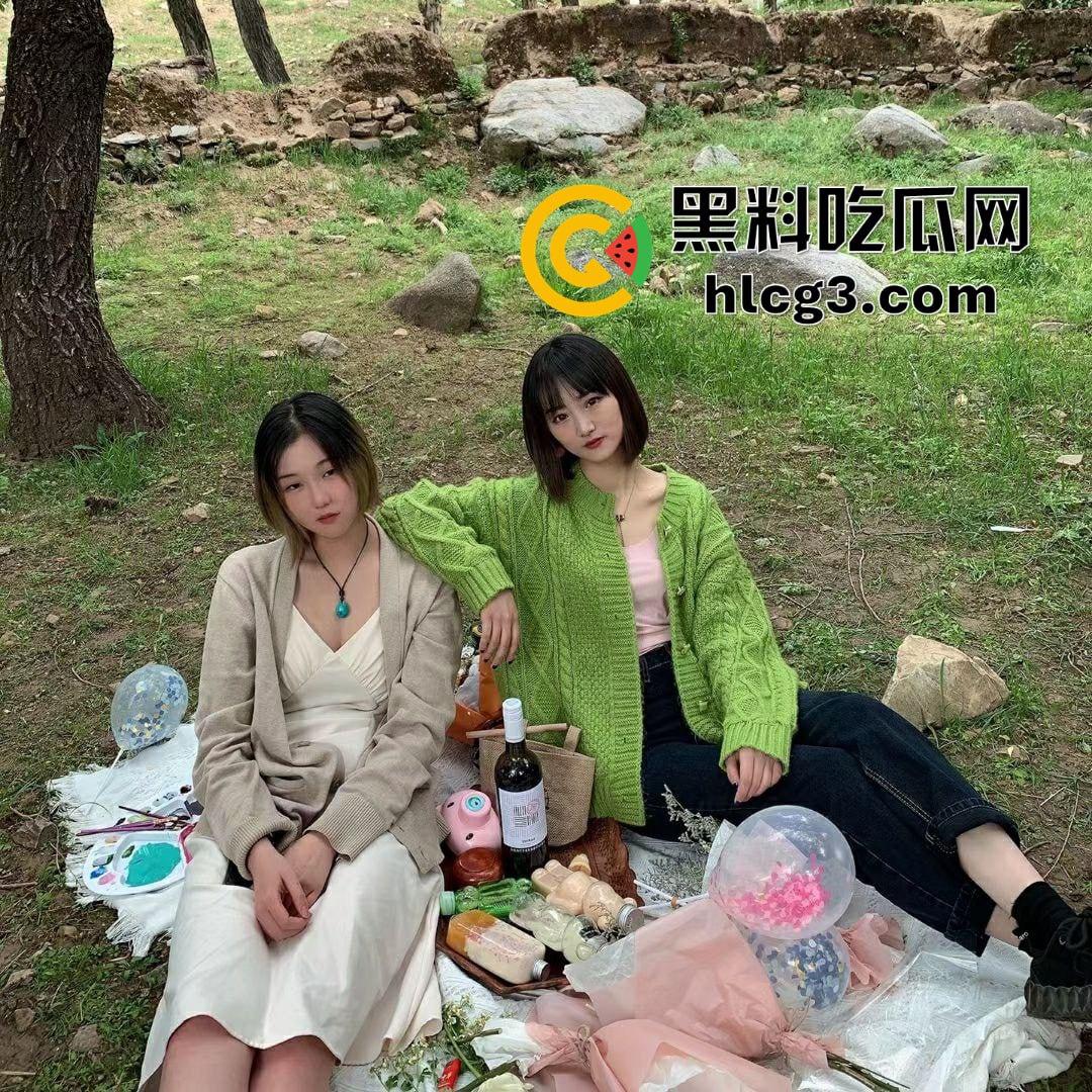 瓜友投稿:西南航空职业技术学院反差婊【师海娇】私拍抠逼自慰视频流出-3