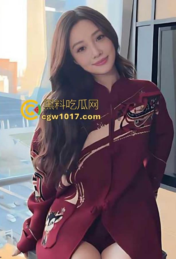 远古珍贵影像!大神竟抄底偷拍李小璐,深蓝包臀裙炸场蜂腰翘臀沟壑深邃,凸显柔韧曲线,当年真不怪pgone!-2