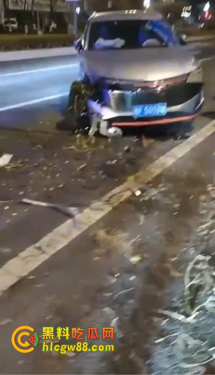 烟台栖霞上演女版无间道，酒驾女司机撞树后跑路 召唤闺蜜上演教科书级顶包戏码 交警这是真·好闺蜜！-6