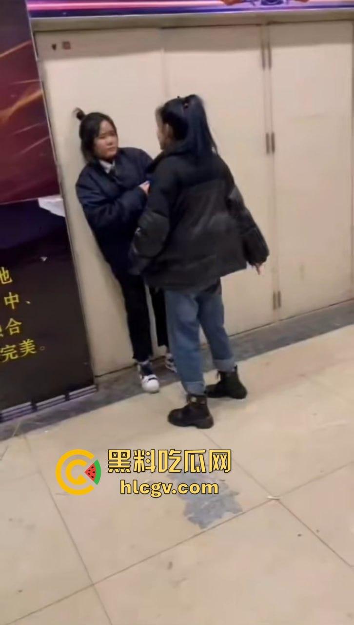 黑龙江宝清县两小太妹【姜兴荣】、【李佳琳】逼良为娼!不从就打人非法拘禁,全网征集她们劣迹-13