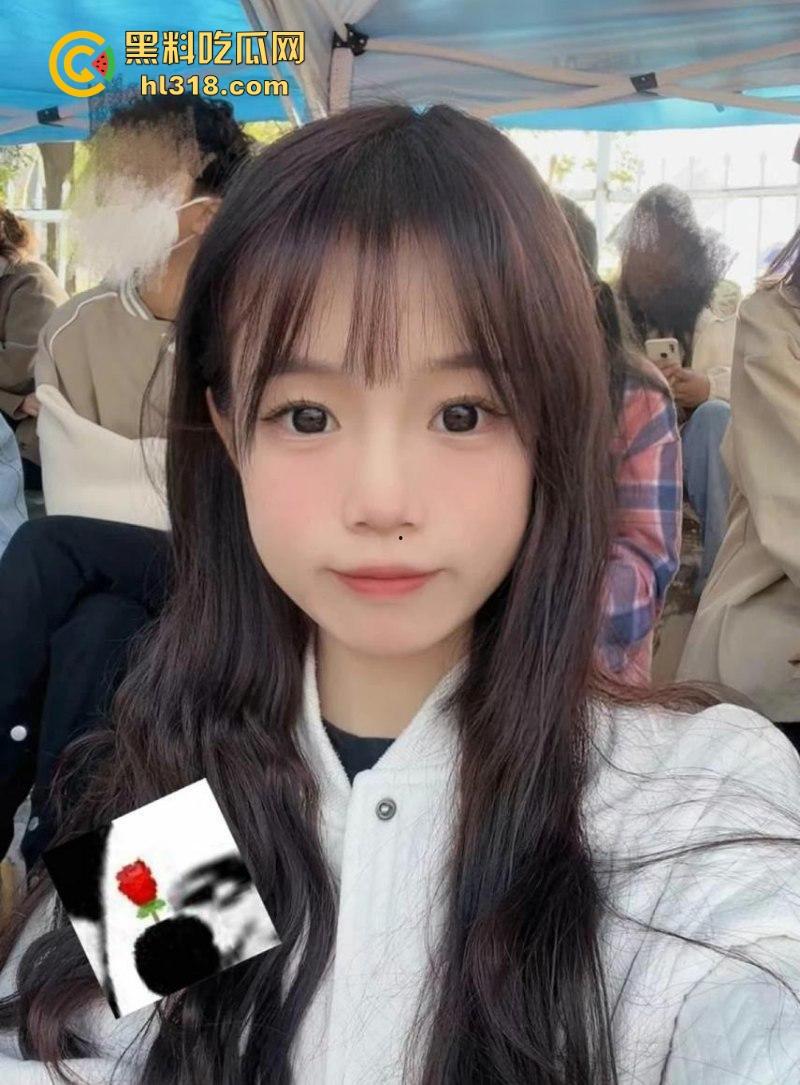 乖巧可爱学生妹还是遭黄毛得手，与小伙无套性爱露脸口交，我还是想不通！我到底是输在什么地方！-6