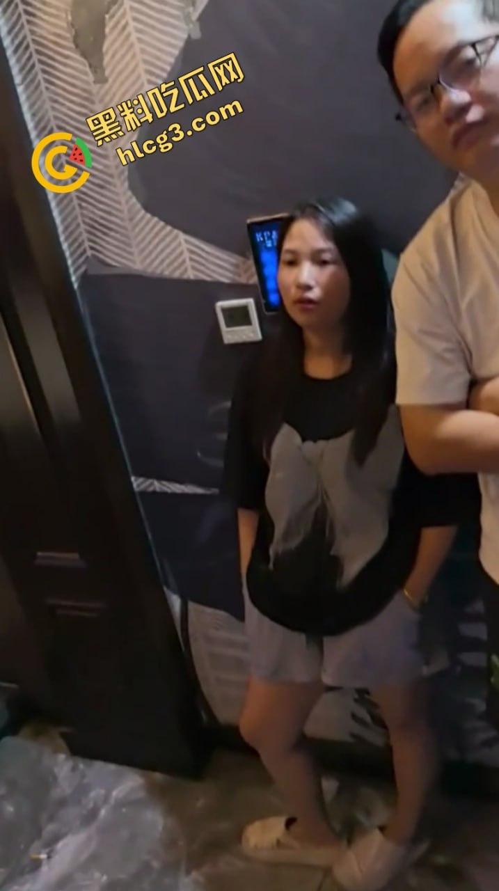 钱难赚屎难吃！广州大姐叫了个男模 不给小费反而还要男模给酒钱 不给直接给男模爆头-3