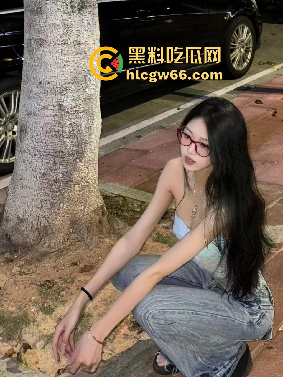 币圈KOL济州岛野外发情现场曝光,当众掏屌喂人吃,吓懵思密达游客,进酒店黑丝爆操不当人!-1