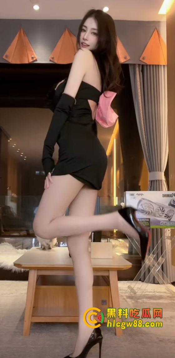 南京抖音网红模特『仙仙』江苏九号电动车总代的私人坐骑?屁股都被打红了,肛塞自慰棒双重调教!-6