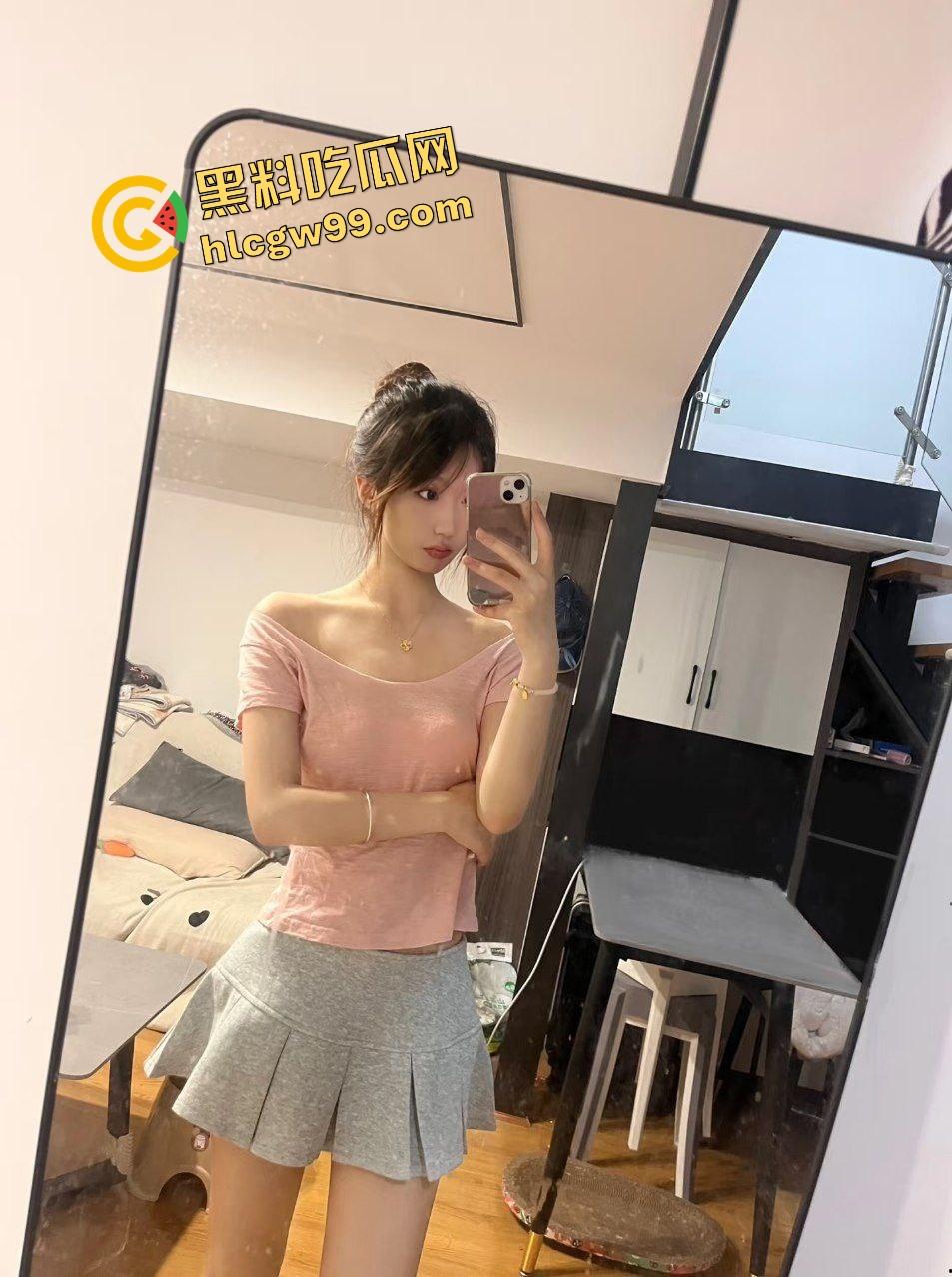 小情侣情人节酒店重逢，连着换了3家酒店爆干三天三夜！花重金买40只避孕套刺激榨干淫荡做爱！独家曝光流出！-3