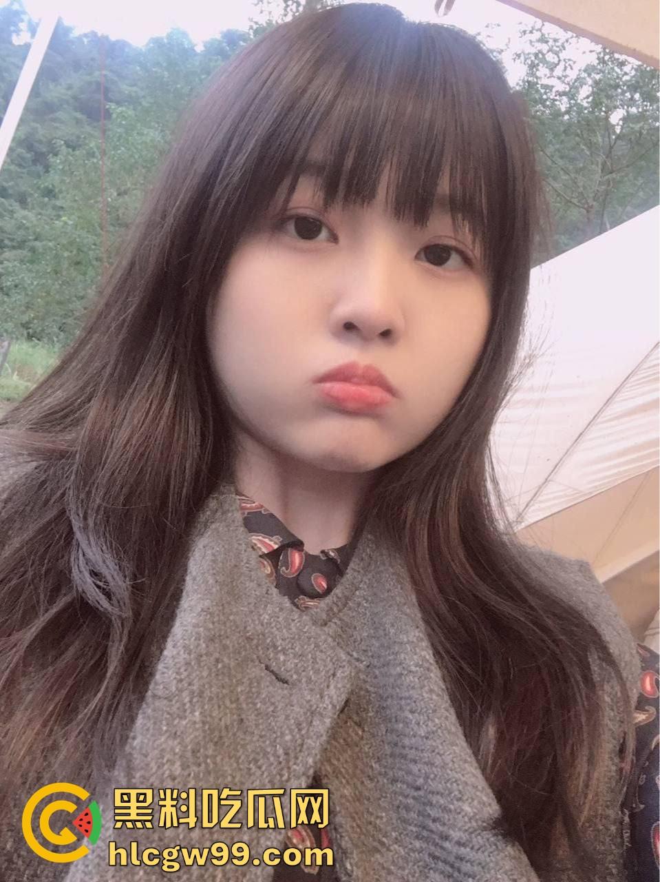 广东江门技校BBW骚母狗【区淑欣】36D巨乳先天骚母狗圣体实锤，各种情趣套装露出，高潮喷到腿软！-3