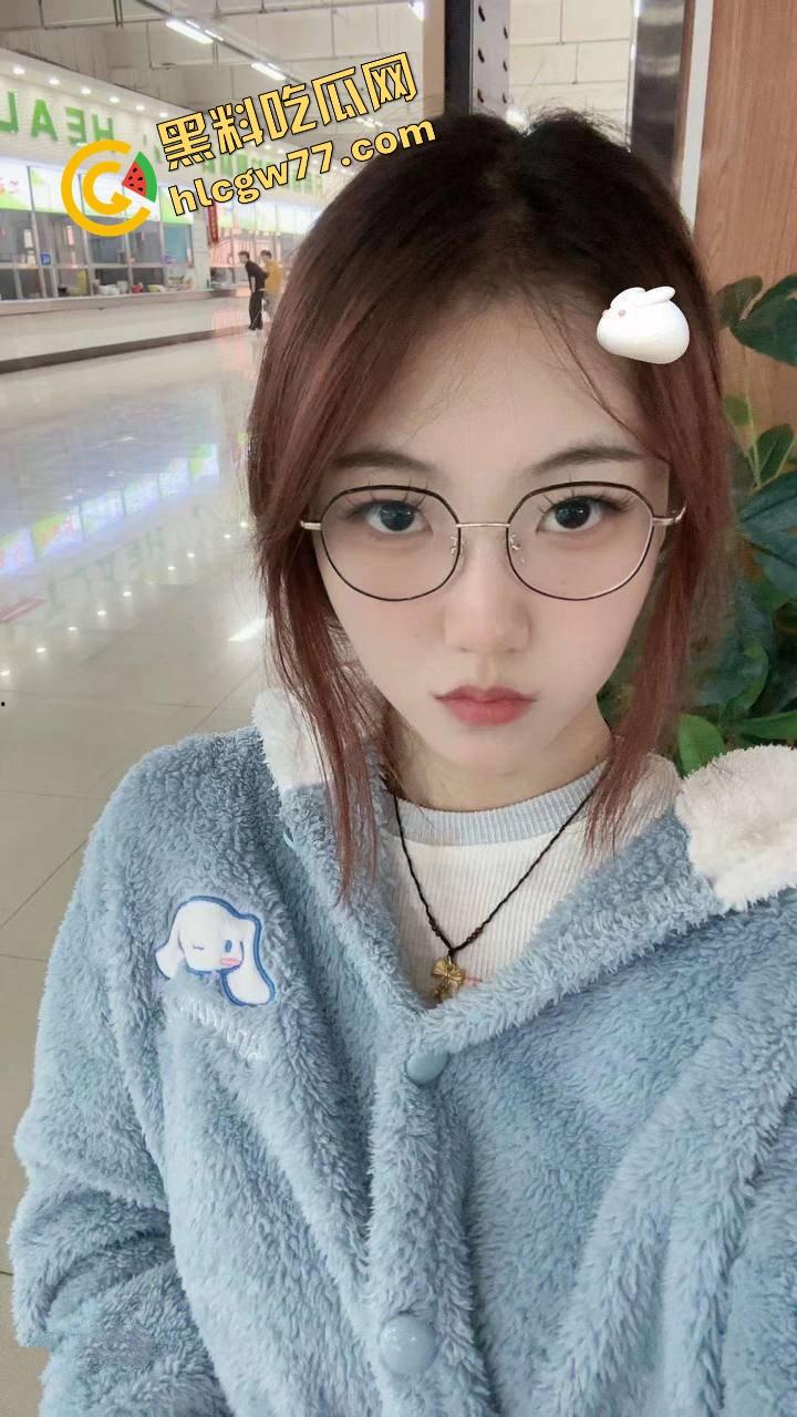 河北邯郸学院『夏可』分手后直接变公共炮台 舔狗舔三年屁眼插肛塞 金主三天姿势换着艹！-6