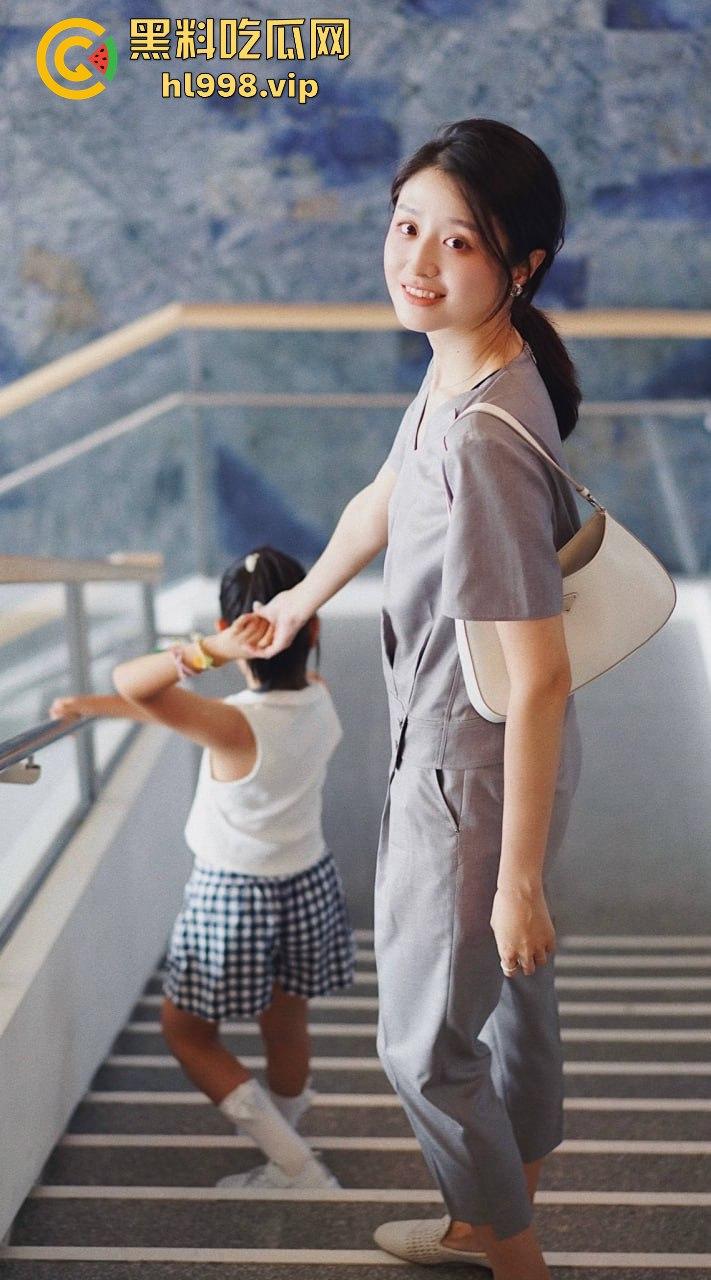 瓜友分享：福建莆田28岁已婚少妇【李茹】饥渴难耐，开房骑到鸡巴快坐断！-7