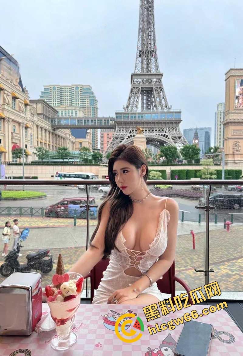 极品尤物【南汐】私拍流出,被金主当精盆母狗调教,露奶裸舞3P乱交,淫叫声酥得让人骨头发软!-5