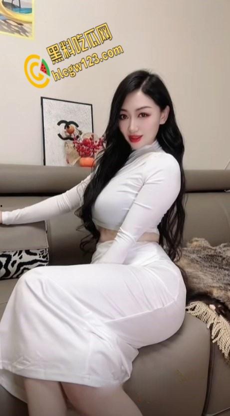 巨乳网红【于掌柜】， 自慰视频情趣内衣，假鸡巴自慰淫荡又饥渴！-5