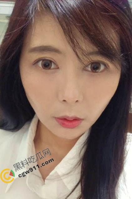 海角大神趁父亲工地加班,猛虐D杯巨乳母亲,肥臀淫水横流,呻吟失控至,爆操骚穴失禁-2