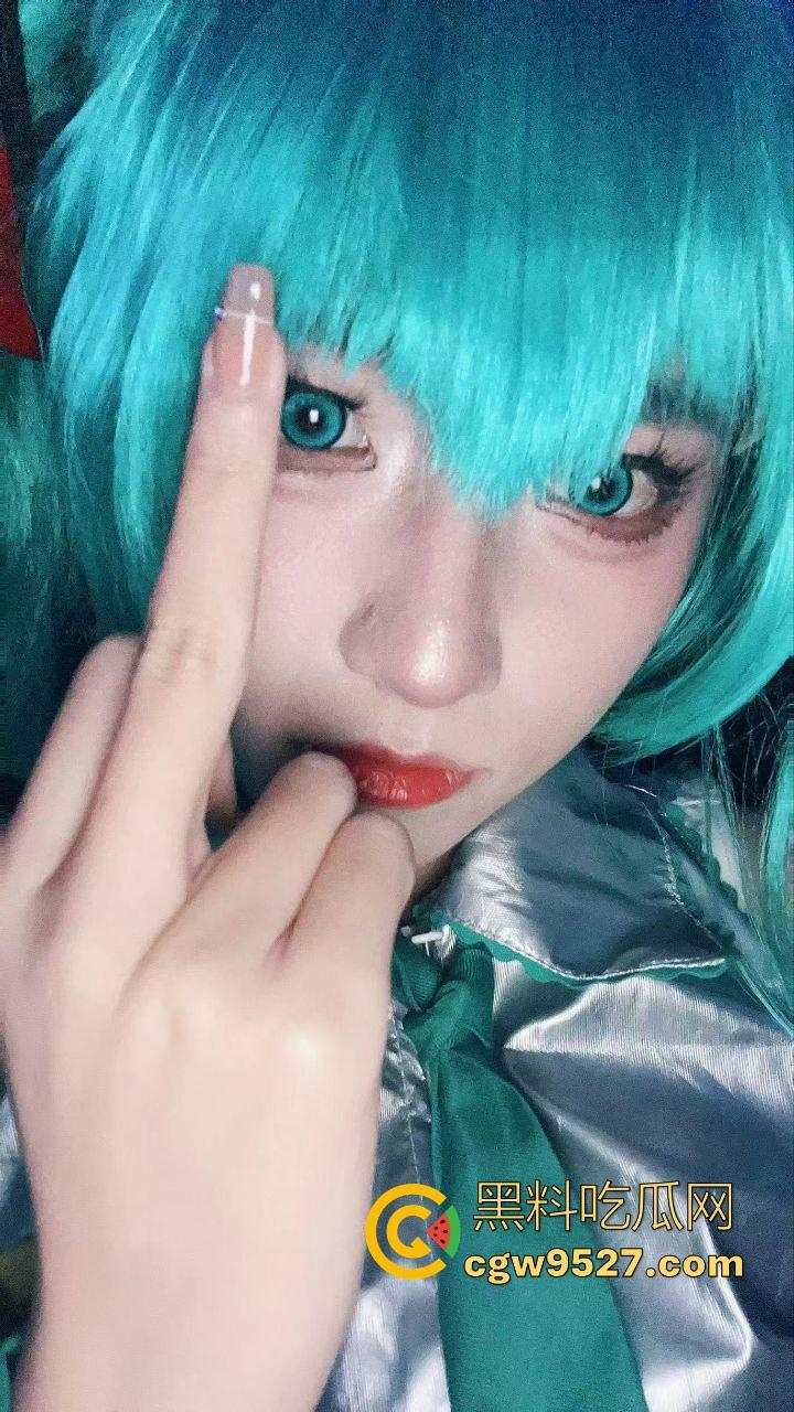 白天漫展初音御姐晚上床上骚逼母狗，极致反差女友，调教勾引疯狂榨精，骚气直冲云天！-3