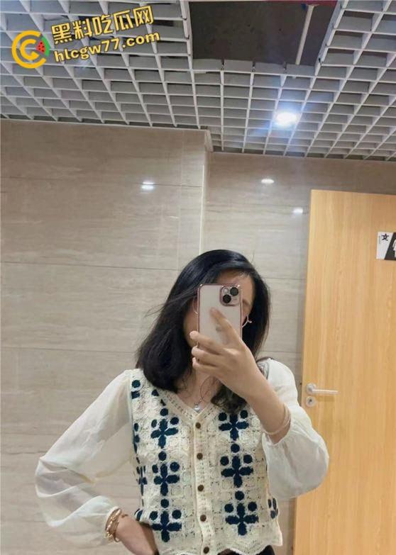 中山电科大【曾嘉仪】香艳视频泄露！清纯学妹被会计老色棍操得浪叫连天！-2