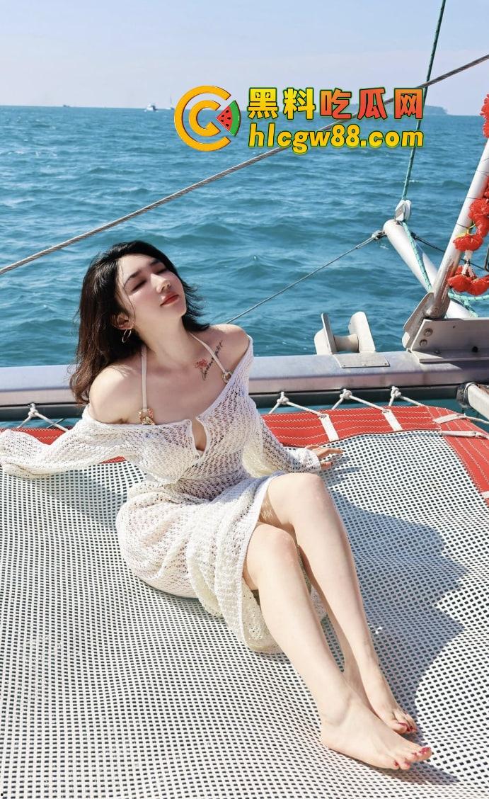 抖音『教母Eliy 』狂割小仙女韭菜，直播喊女性独立，线下给金主做舔狗被操得蜜桃臀狂颤，这双标真6！-6