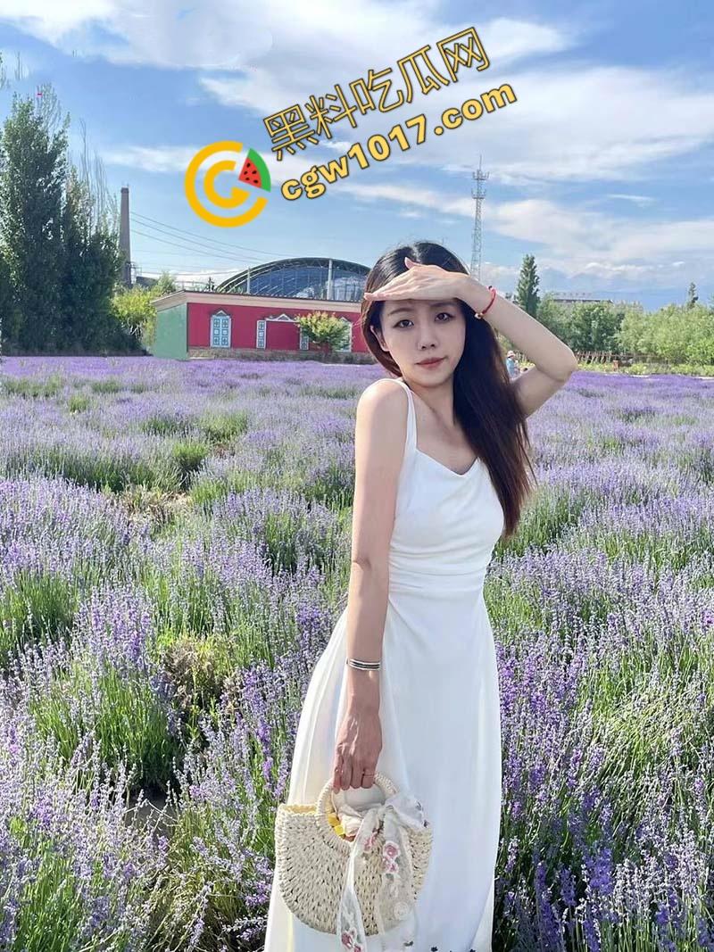 杭州高颜值【张铭铭】与男友分手后网络约炮，36D大奶，蜜桃臀疯摆激情荡漾，杭州新婊王诞生！-3