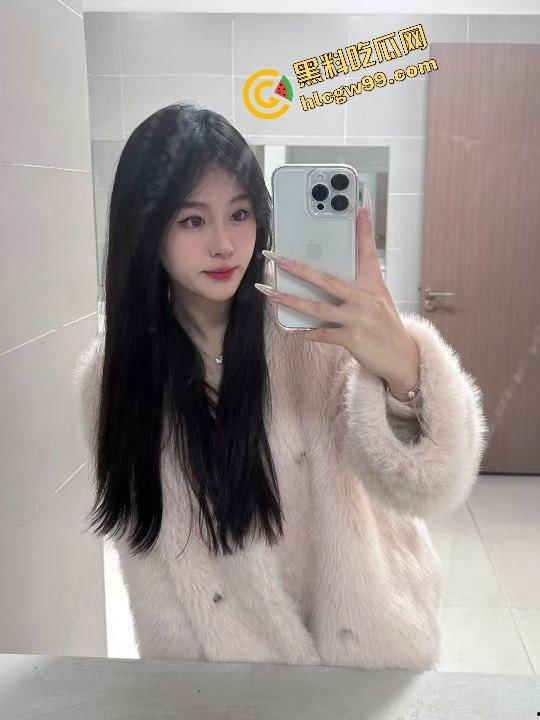 天津高校反差骚鸡学生妹【唐雅】下海做鸡兼职酒店1千一夜淫荡性爱，单手撸管精液直喷！独家曝光！-3