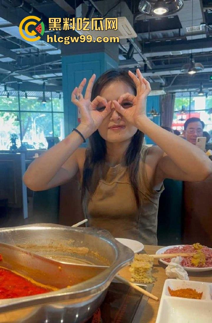 山东临沂熟女人妻【乔从会】出轨偷情被发现,丈夫一气之下将其性爱图片视频曝光!-3