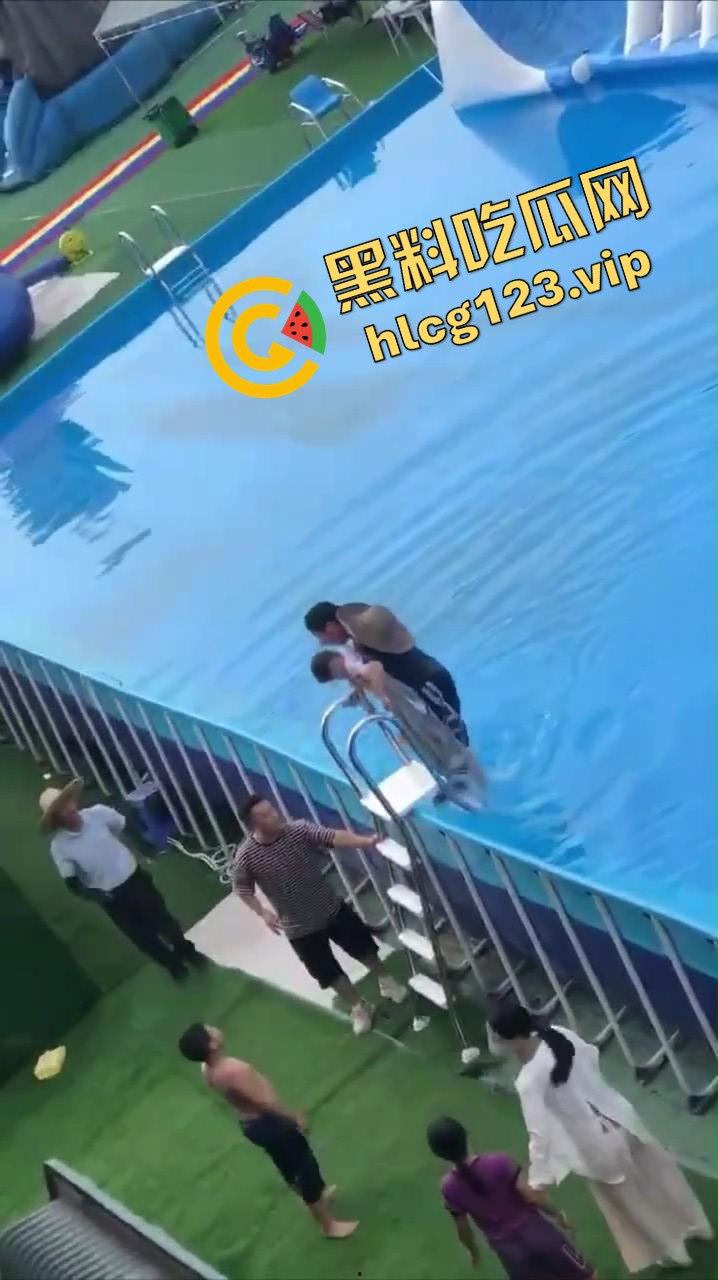汕尾海丰惊魂大瓜！妈没看住孩子，男孩溺水沉底命悬一线，最后捞上来才捡回一条命！-11