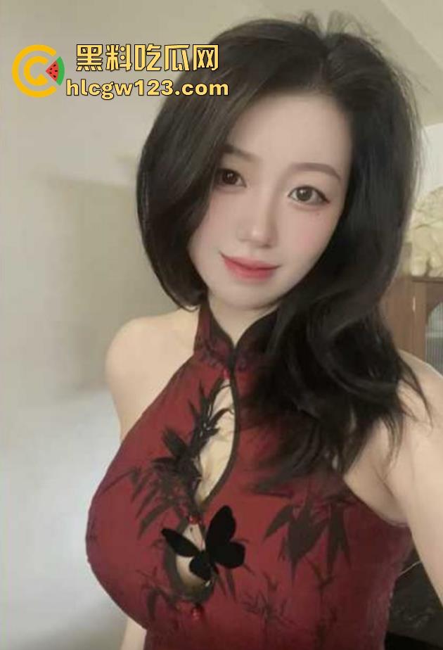 海角论坛【叔嫂乱伦 】大神民宿偷情旗袍肥美嫂子， 骚穴掰开求操 内射骚逼 对白堪比小电影！-3