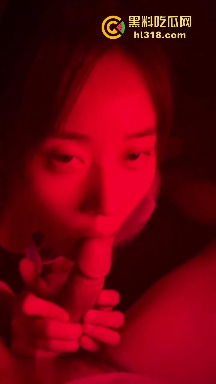 绝美御姐【林颖慧】性爱私拍曝光，高颜值尤物身材火辣，风骚勾人口活超绝，化身淫荡小兔子榨干你的精液！-3